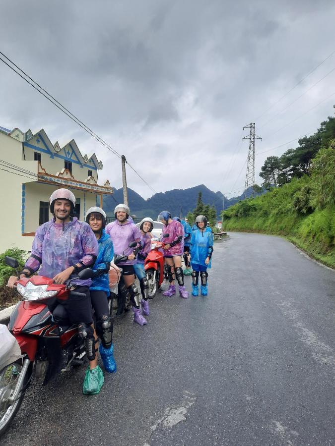 Hg Hostel Provide Tours & Motorbikes Hà Giang Eksteriør billede